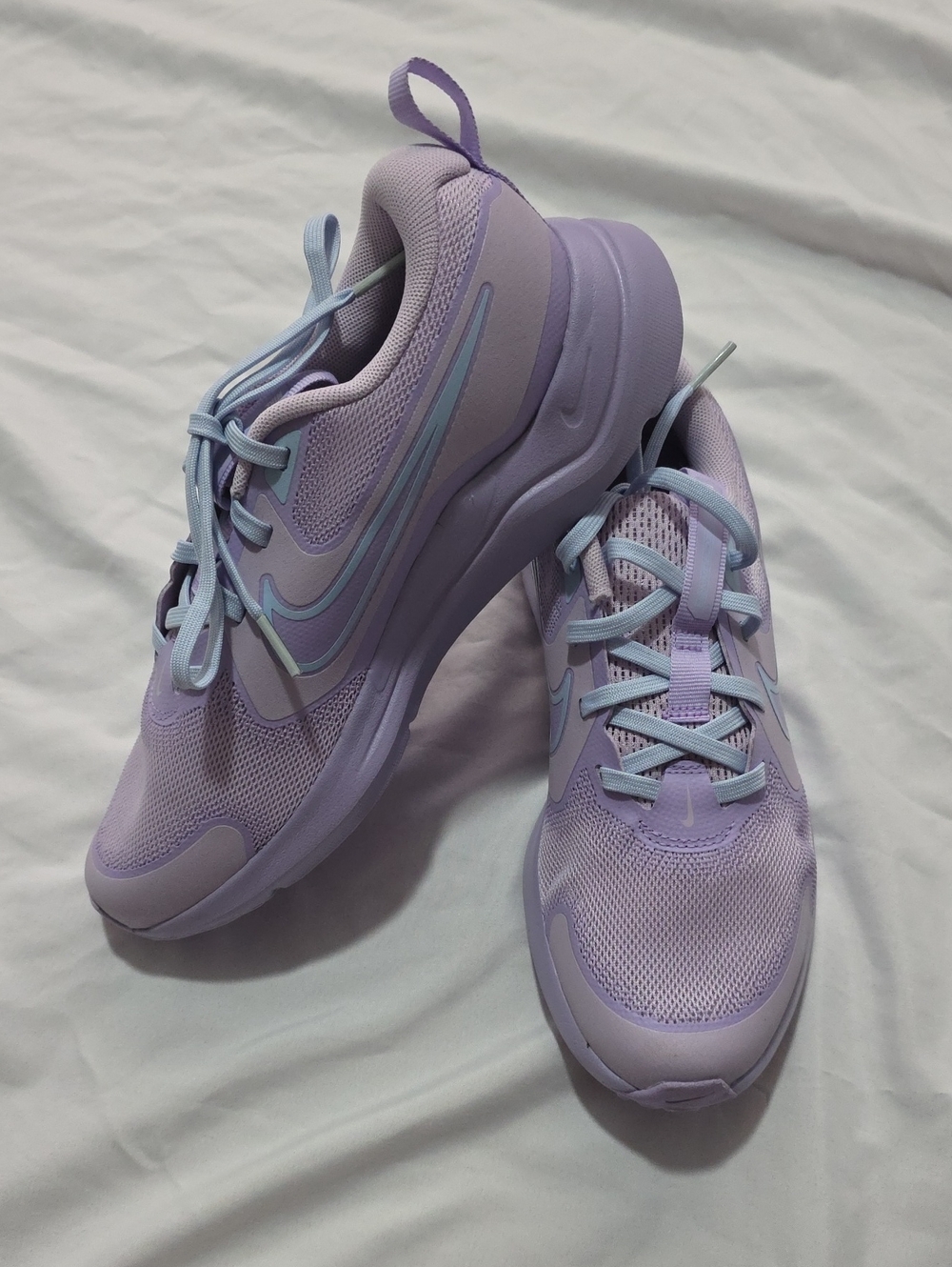 Girls Nike's Size 4.5
